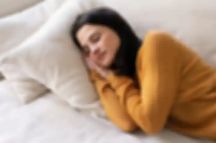 Tidur nyenyak dapat menurunkan kadar gula darah secara alami.