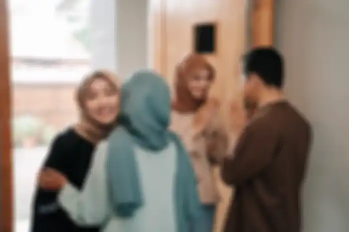 Salah satu tradisi hari raya idul fitri yakni saling meminta maaf kepada teman dan kerabat. Saling memaafkan pun ada manfaatnya bagi kesehatan