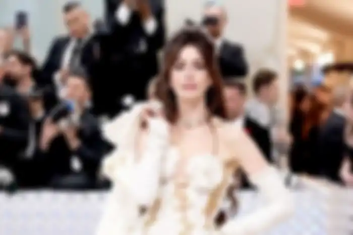 Anne Hathaway
