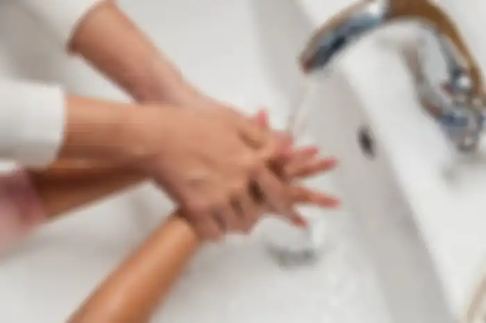 6 Kebiasaan Sehat yang Dilakukan Setelah Bercinta
