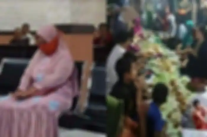 Warga gelar syukuran usai MAsriah dipenjara.