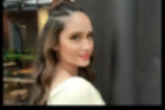 Cinta Laura Kiehl 