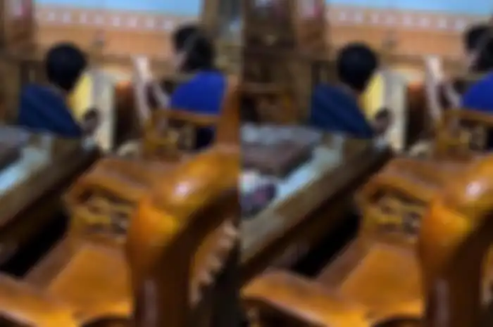 Pasutri syok lihat pemandangan aneh di rumahnya setelah pulang dari bepergian jauh.