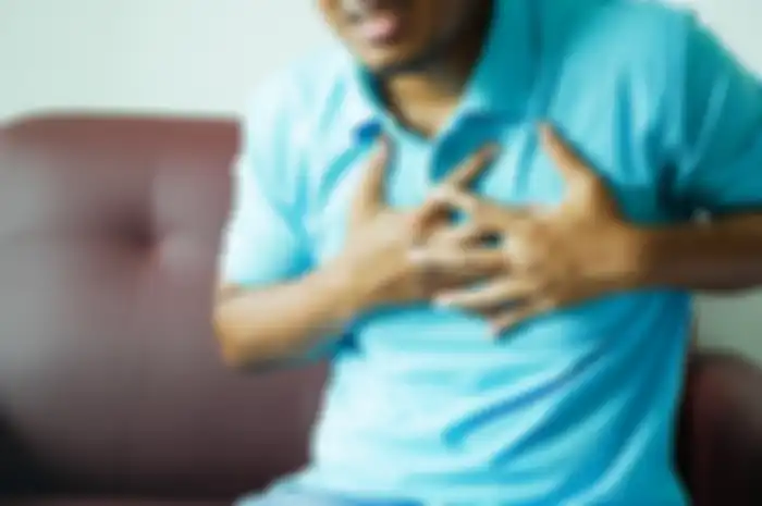 Termasuk kategori medis serius, sangat penting mengetahui cara mengobati serangan jantung yang baik dan tepat.
