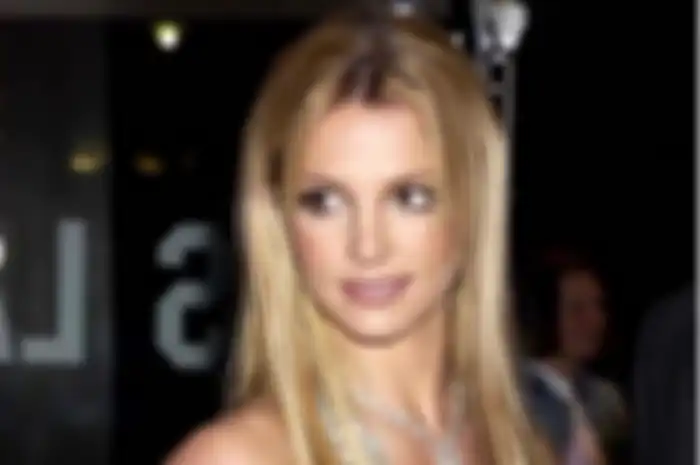 Britney Spears, diva pop dunia ditampar hingga tersungkur oleh seorang pengawal karena hal ini