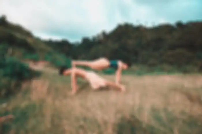 Tak hanya bisa meningkatkan keintiman, posisi hubungan intim yang terinspirasi dari yoga ini bisa jadi pilihan menarik untuk Anda dan pasangan.
