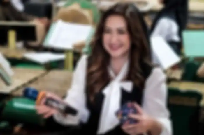 Nafa Urbach.