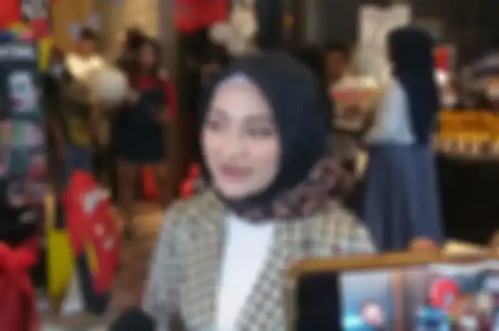 Artis Nathalie Holscher ditemui di kawasan Tendean, Jakarta Selatan