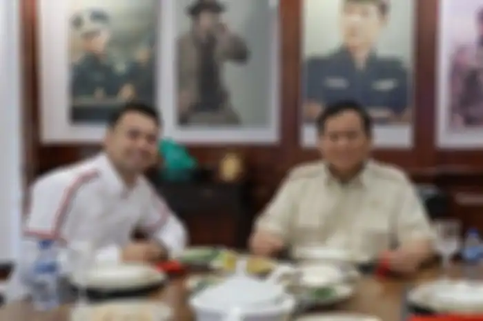 Raffi Ahmad dan Menteri Pertahanan RI Prabowo Subianto makan bersama di kantor Kementerian Pertahanan RI, Senin (31/7/2023). 