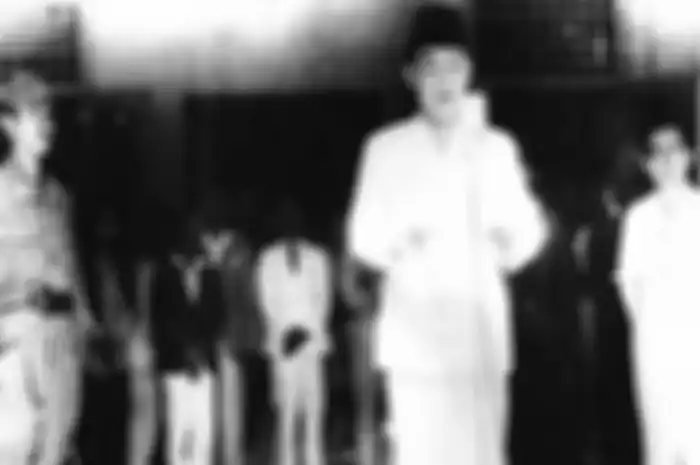 Proklamasi kemerdekaan Indonesia dilaksanakan di kediaman Soekarno pada 17 Agustus 1945.