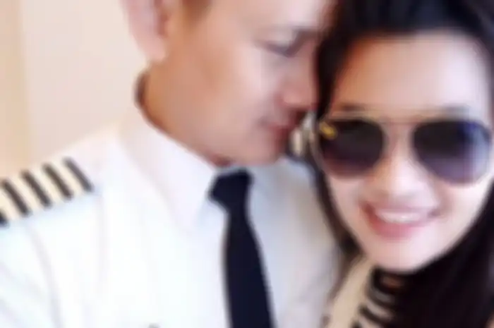 Fitri Carlina dan Hendra Sumendap 