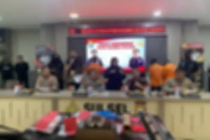 Kapolda Sulsel Irjen Pol Setyo Boedi Moempoeni Harso yang memimpin ekspose pengungkapan kasus poliandri tragis di Gowa di aula Mapolda Sulsel, Jalan Perintis Kemerdekaan, Kota Makassar, Sulawesi Selatan (Sulsel), Jumat (6/10/2023)