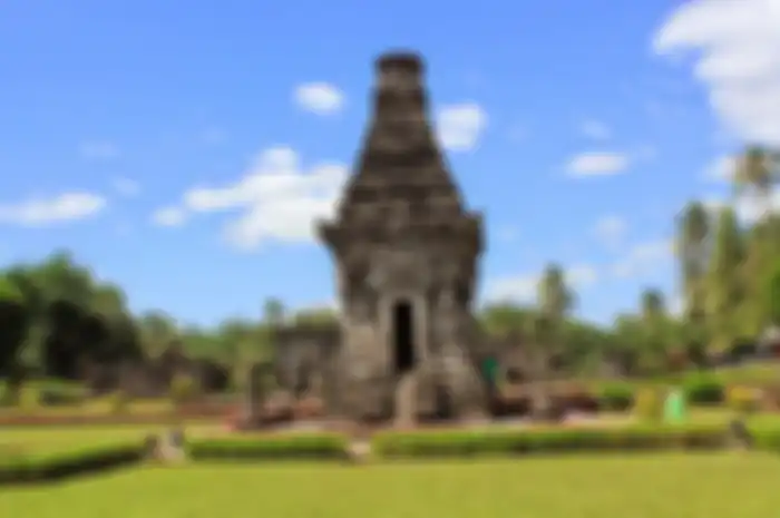 Candi Penataran merupakan salah satu peninggalan Kerajaan Kediri.