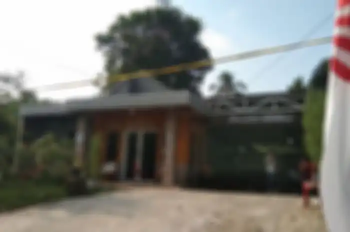 Rumah Tuti Suhartini dan Amalia Mustika Ratu, korban pembunuhan di Kampung Ciseuti, Desa Jalan Cagak, Kecamatan Jalan Cagak, Kabupaten Subang, Jawa Barat.