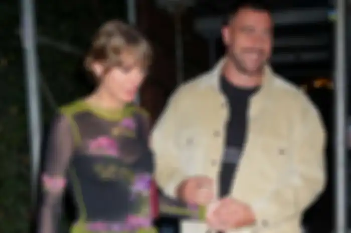 Taylor Swift dan Travis Kelce