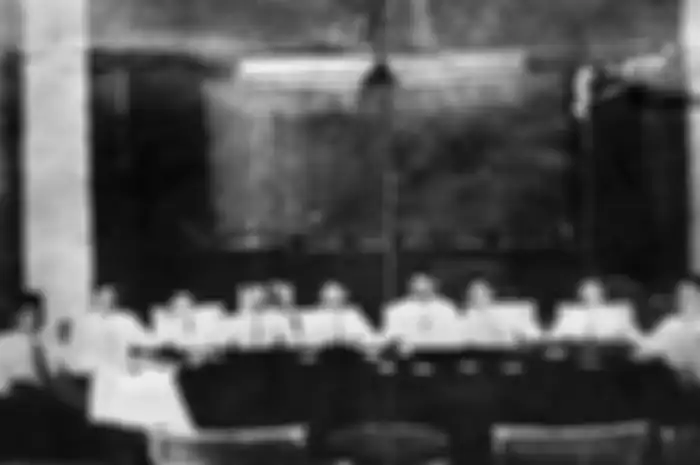  Foto memperlihatkan suasana Kongres Pemuda II di Batavia pada 1928