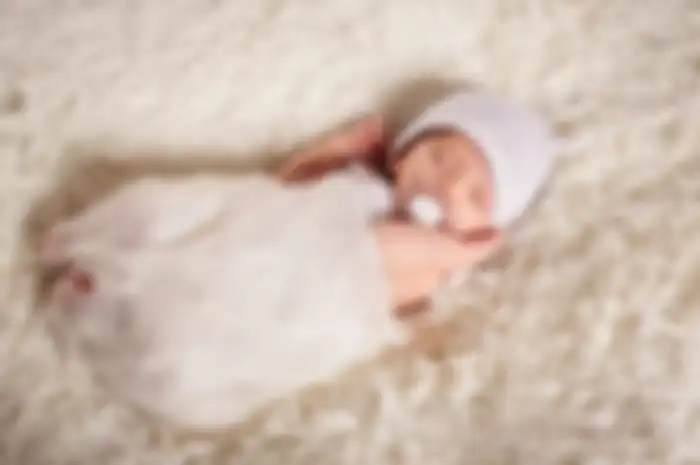 Bayi perempuan 