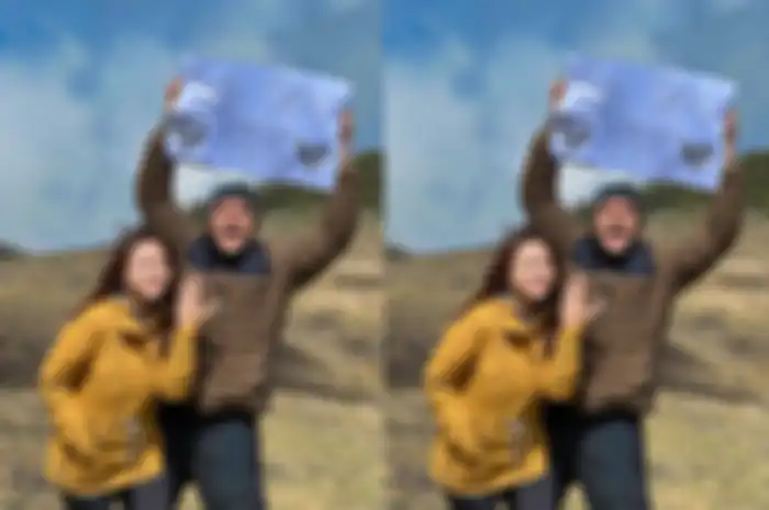 Nathalie Holscher dilamar Ladislao di Puncak Gunung Gede.