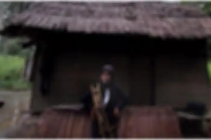 Wulan tunjukkan rumah gubuknya  