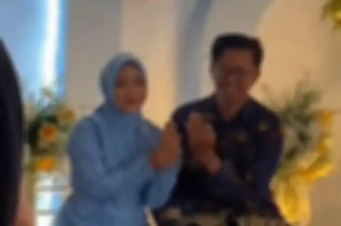 Kisah viral mahasiswi dilamar dosen sehari sebelum sidang skripsi 