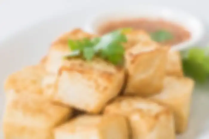 Bahaya makan tahu panas dengan cabai
