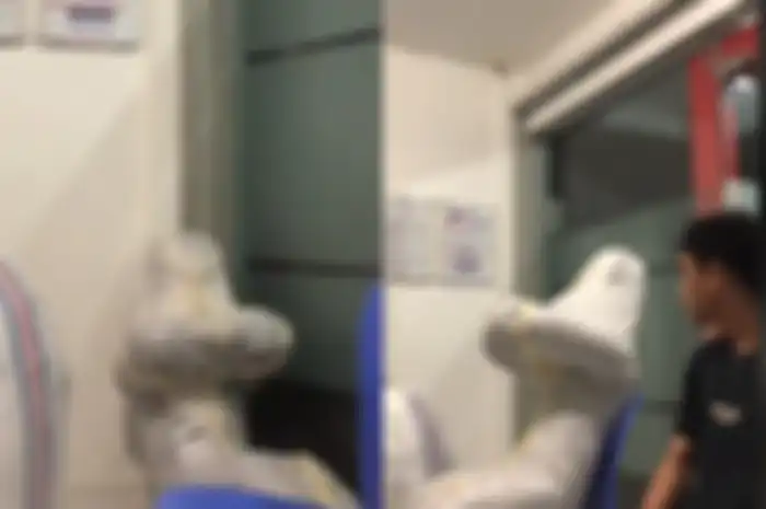 Penampakan paket mirip mumi jadi viral di TikTok