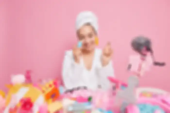 Ide hadiah untuk sahabat beauty vlogger