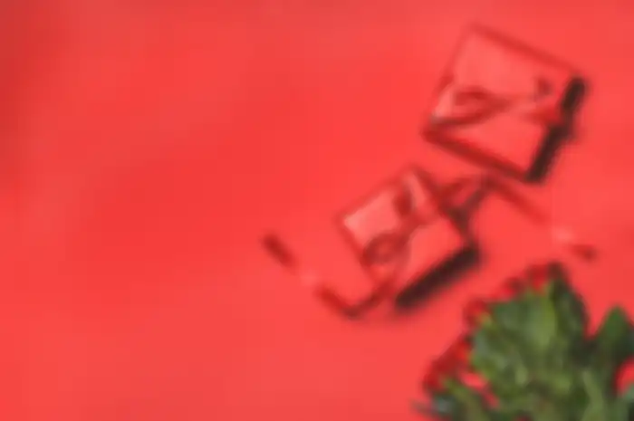 Ide hadiah Natal bernuansa merah.
