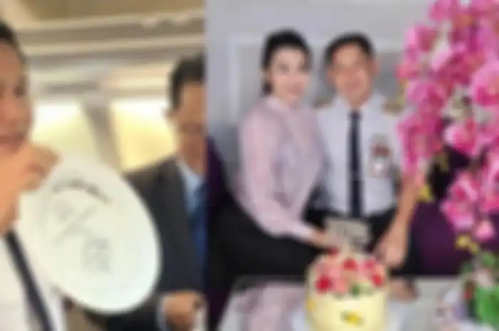 Fitri Carlina ungkap ada yang kirim foto vulgar ke ponsel suaminya.