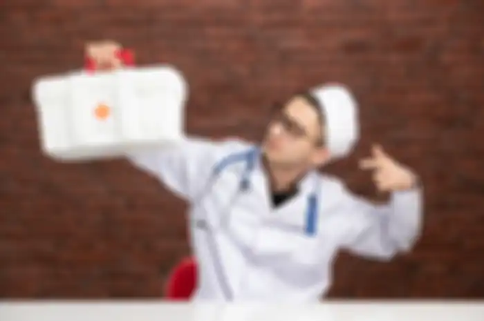 Rekomendasi hadiah bertema dokter.