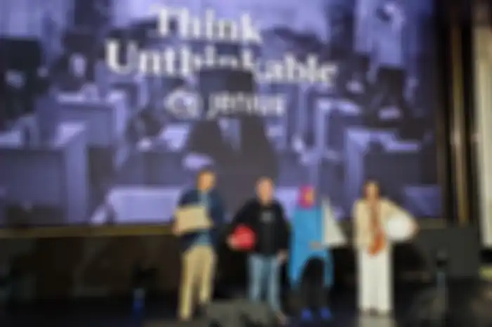 Lewat kampanya Think Unthinkable, Jenius mengajak nasabah untuk kelaur dari pola pikir yang sama untuk melakukan sesuatu yang berbeda