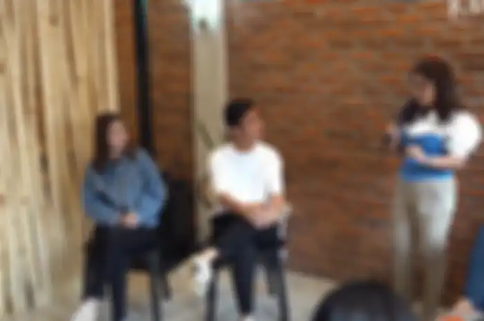Momen Kiky Saputri roasting Gibran Rakabuming Raka