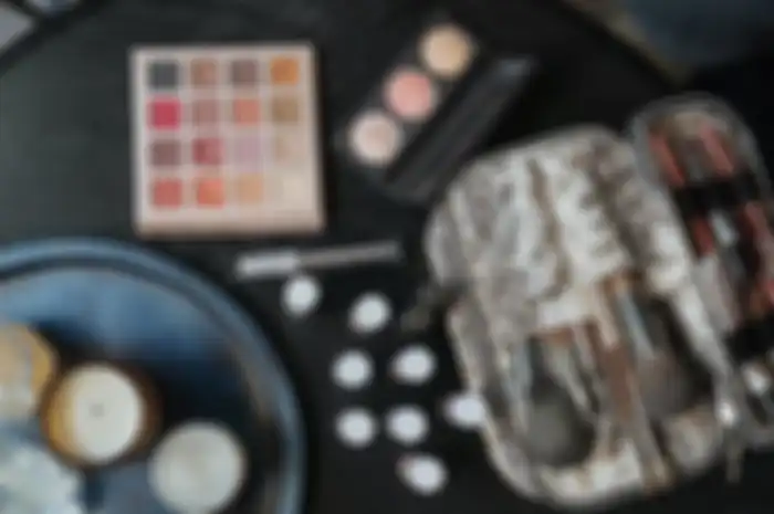 Ilustrasi makeup