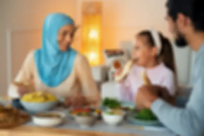 Contoh kalimat ucapan selamat berbuka puasa dalam bahasa Inggris.