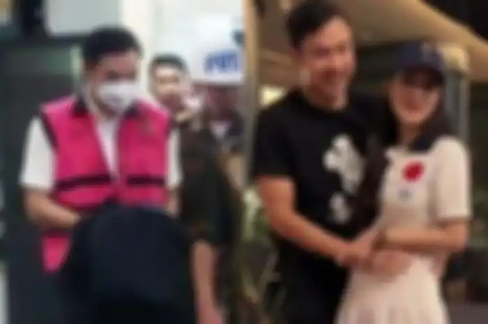 Sosok RBS diduga terlibat dalam sengkarut korupsi timah yang menjerat pengusaha yang juga suami Sandra Dewi, Harvey Moeis