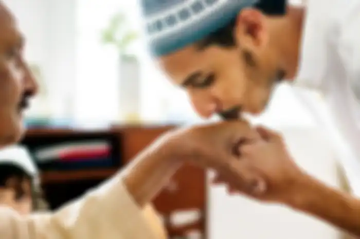 sungkeman Idul Fitri