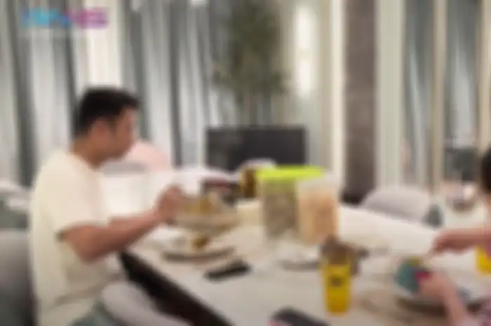 Raffi Ahmad dan Nagita Slavina sahur bareng