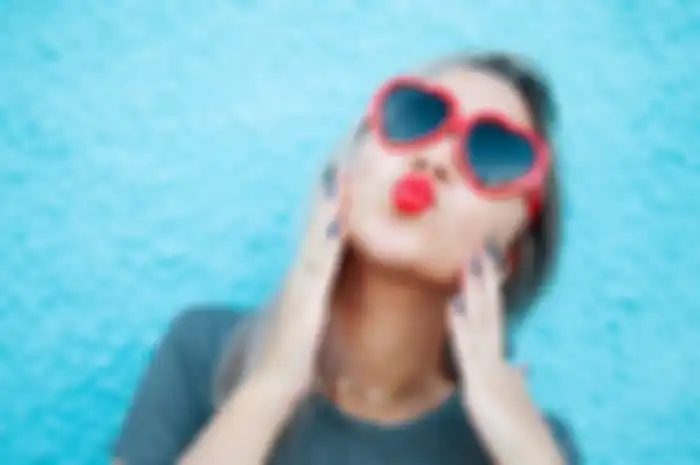 Kata bises viral di TikTok