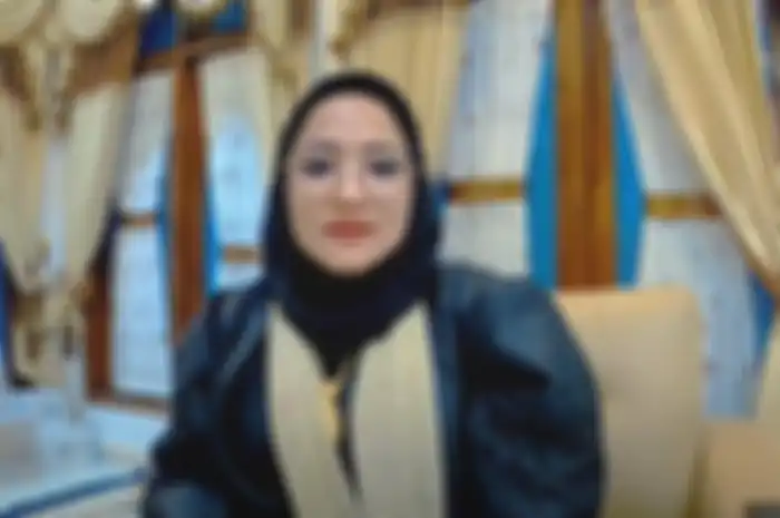Risma, TKW asal Madura bawa oleh-oleh emas dari Arab 3 kg. 