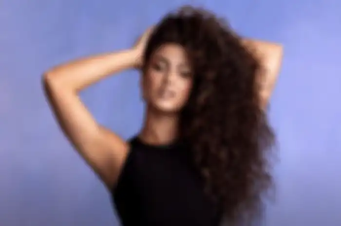 Lirik Lagu Same Girl - Tori Kelly