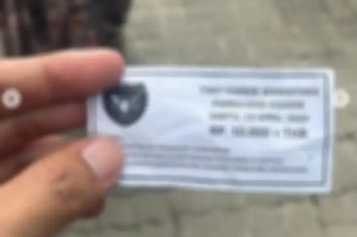 Tarif parkir liar viral