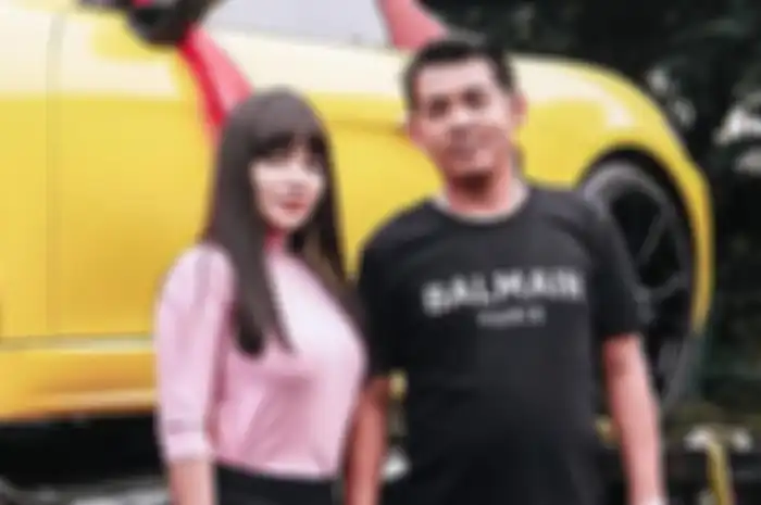 Dinar Candy dan Ko Apex
