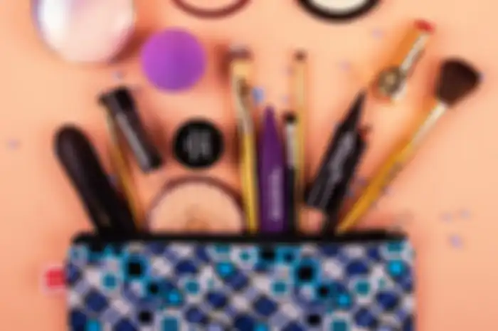 Ilustrasi make up