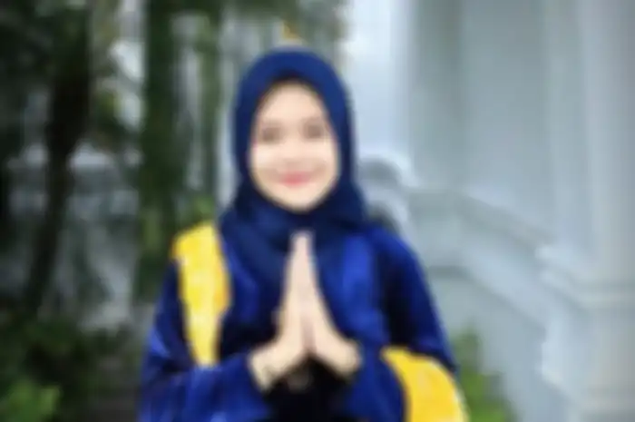 Yessy prewed dengan seorang pria, pacar barunya 