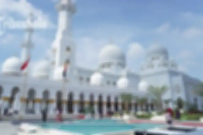 Motif pelaku penipuan takjil berinisial E di Masjid Sheikh Zayed, Solo, Jawa Tengah diungkap oleh polisi.
