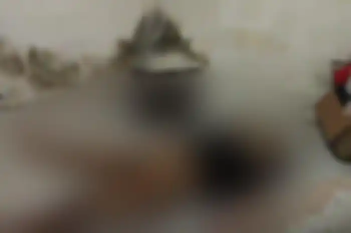 Mayat wanita hamil ditemukan bersimbah darah di sebuah ruko Kelapa Gading, Jakarta Utara, Sabtu (20/4/2024).