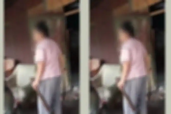 Emak-emak di Makassar yang viral ditagih utang malah ngamuk