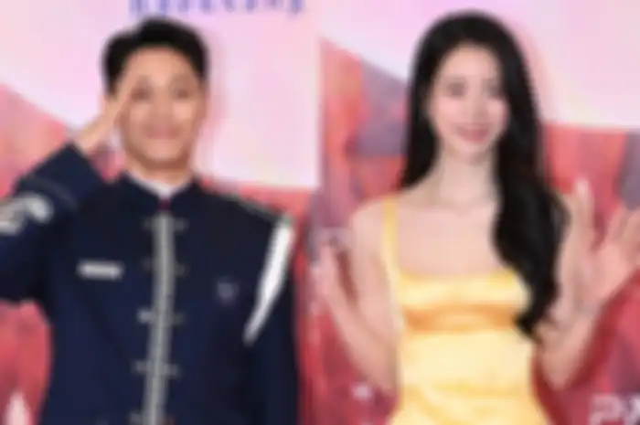 Momen Lee Do Hyun dan Lim Ji Yeon di Baeksang Arts Awards ke-60