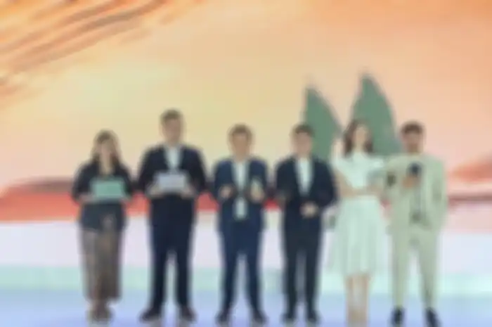 Huawei meluncurkan Pura 70 Ultra, Matepad 12X & Freebuds pro 4 di Indonesia