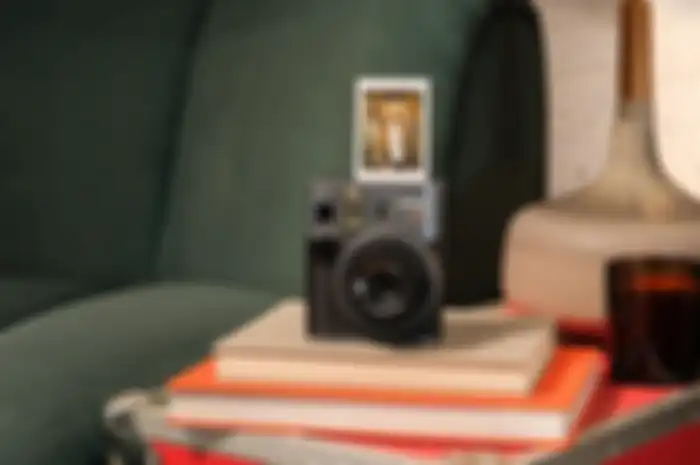 FUJIFILM luncurkan instax mini 41 di Indonesia: desain retro, fitur modern, dan harga terjangkau untuk semua kalangan.